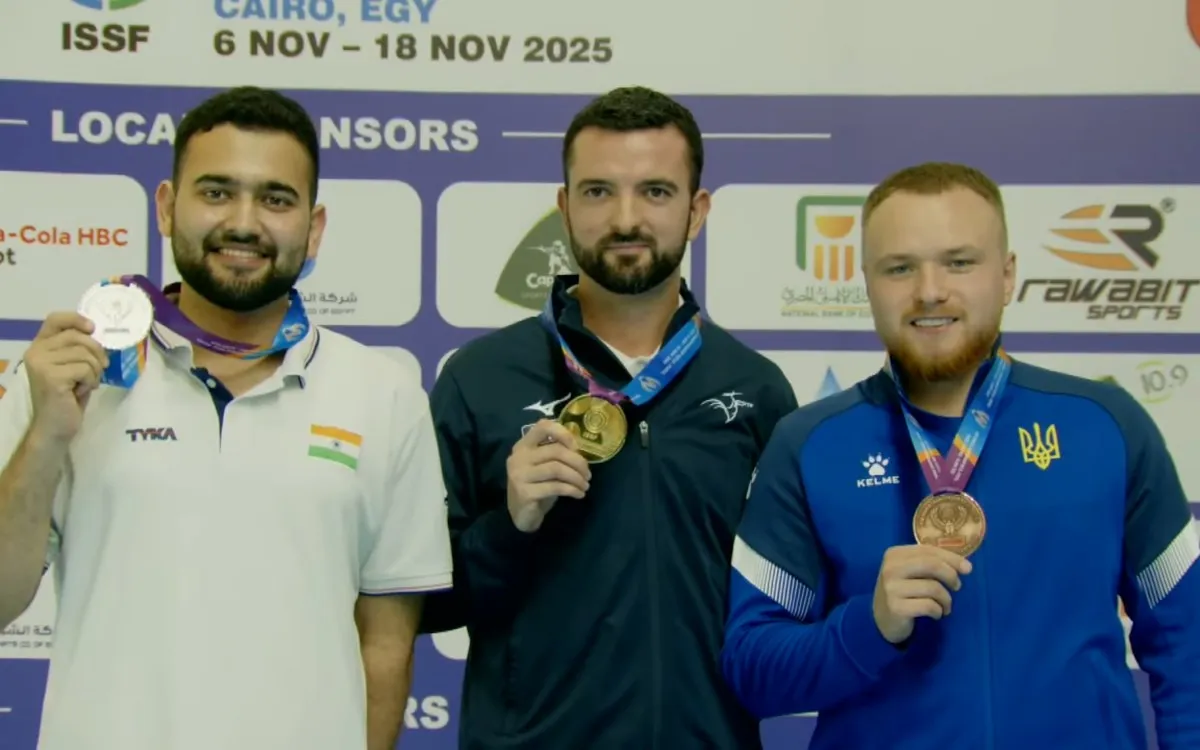 अनीश भनवाला ने शानदार प्रदर्शन करते हुए वर्ल्ड चैम्पियनशिप में जीता सिल्वर मेडल