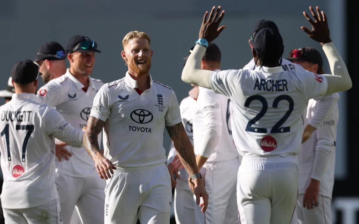 Ashes Series: पर्थ में स्टार्क के बाद स्टोक्स का धमाल,पहले दिन गिरे 19 विकेट