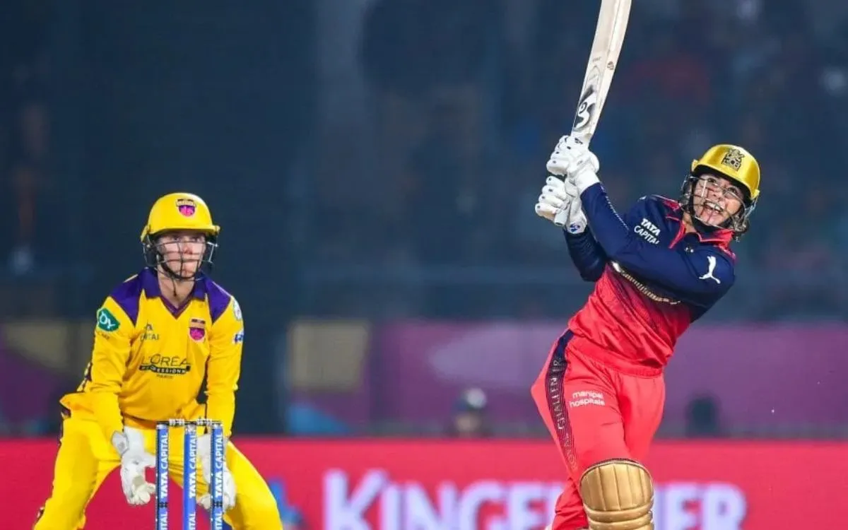 RCB धमाकेदार जीत से WPL 2026 Final में पहुंची, यूपी वॉरियर्स को 8 विकेट से हराया