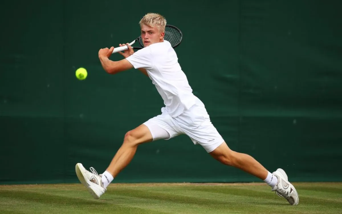 Maha Open ATP Challenger 75: गिल, सीना मेंस सिंगल्स फाइनल में पहुंचे