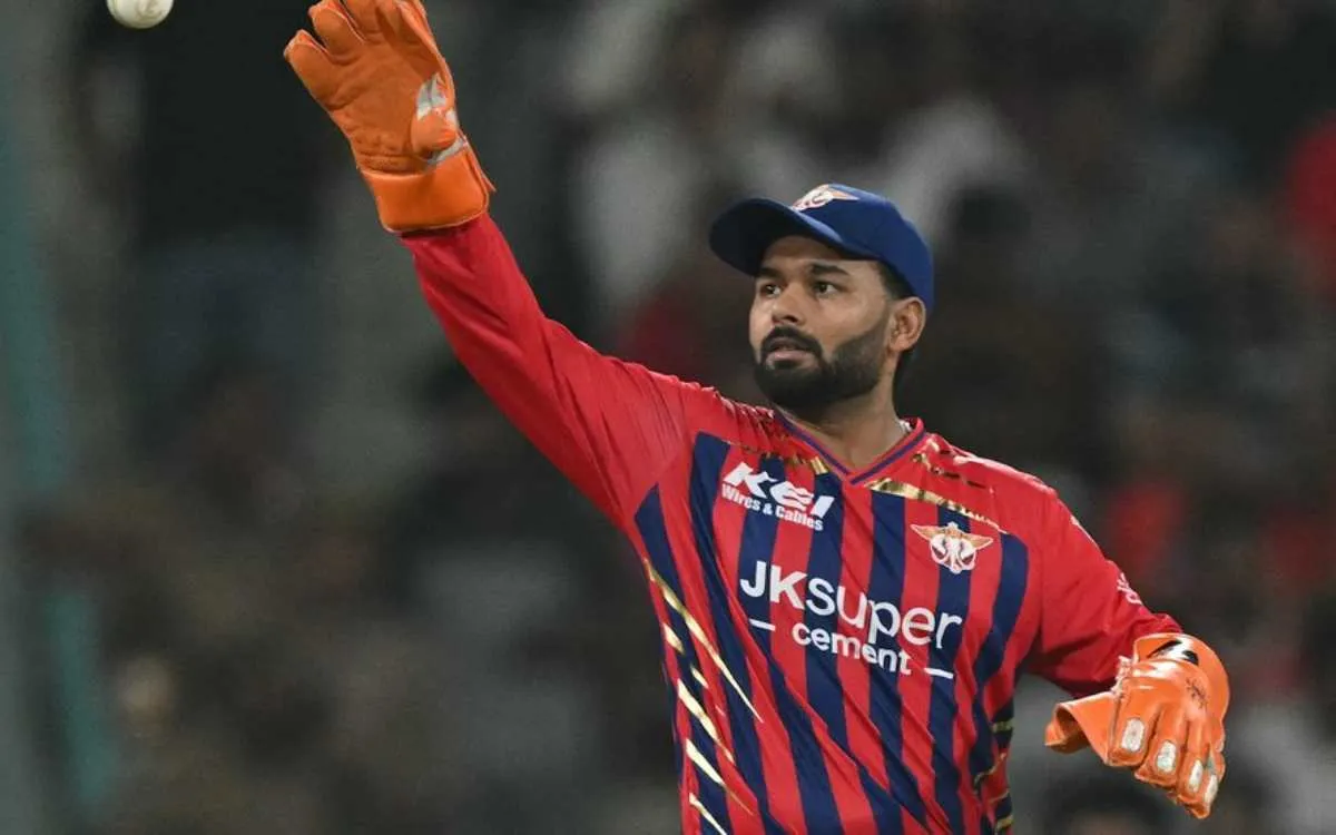 Rishabh Pant पर CSK के खिलाफ मैच के बाद लगा 12 लाख का जुर्माना,इस कारण हुआ एक्शन
